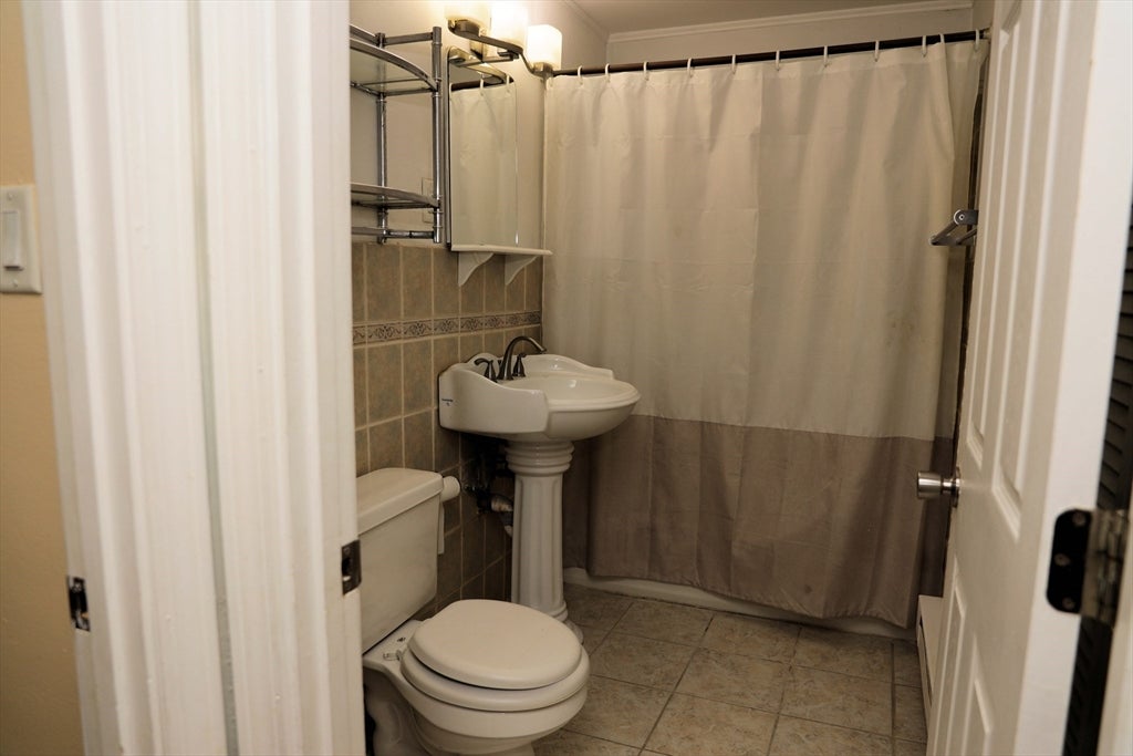 9 Glen Ave 18