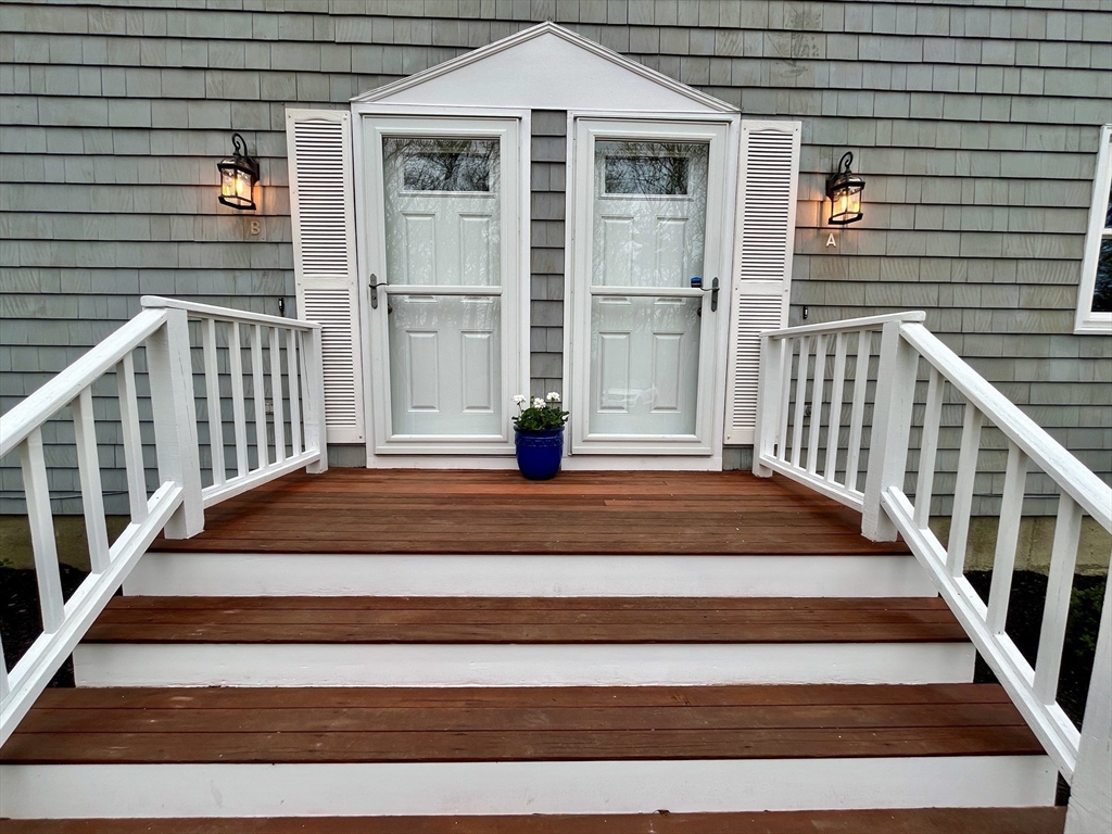 176 Main St #B, Rockport, MA, 176 Main St #B, Rockport, MA Photo #2