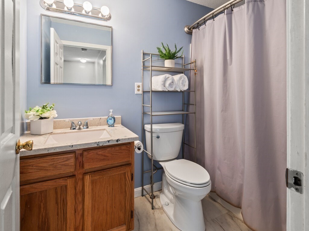 Winchendon, Massachusetts 01475, United States, 2 Bedrooms Bedrooms, ,2 BathroomsBathrooms,Residential,Active,199573