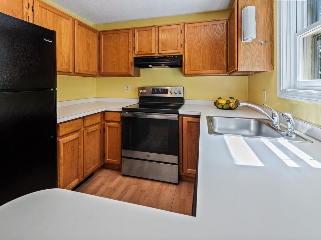 Winchendon, Massachusetts 01475, United States, 2 Bedrooms Bedrooms, ,2 BathroomsBathrooms,Residential,Active,199573