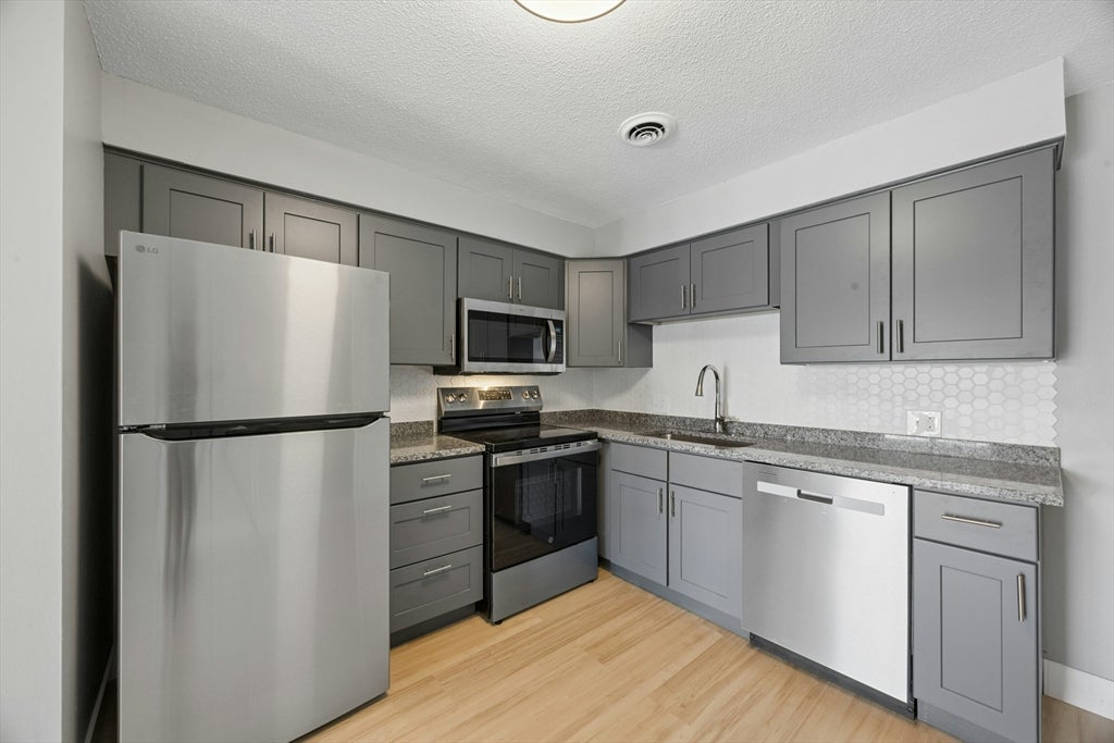 244 Mount Vernon St #9, Lawrence, MA, 244 Mount Vernon St #9, Lawrence, MA Photo #12