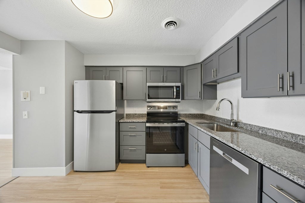 244 Mount Vernon St #9, Lawrence, MA, 244 Mount Vernon St #9, Lawrence, MA Photo #15