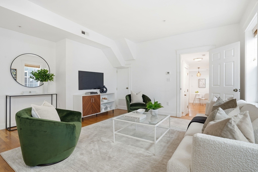 172-174 Auburn Street 3