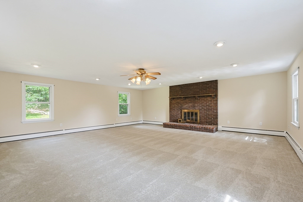 16 Blacksmith Rd