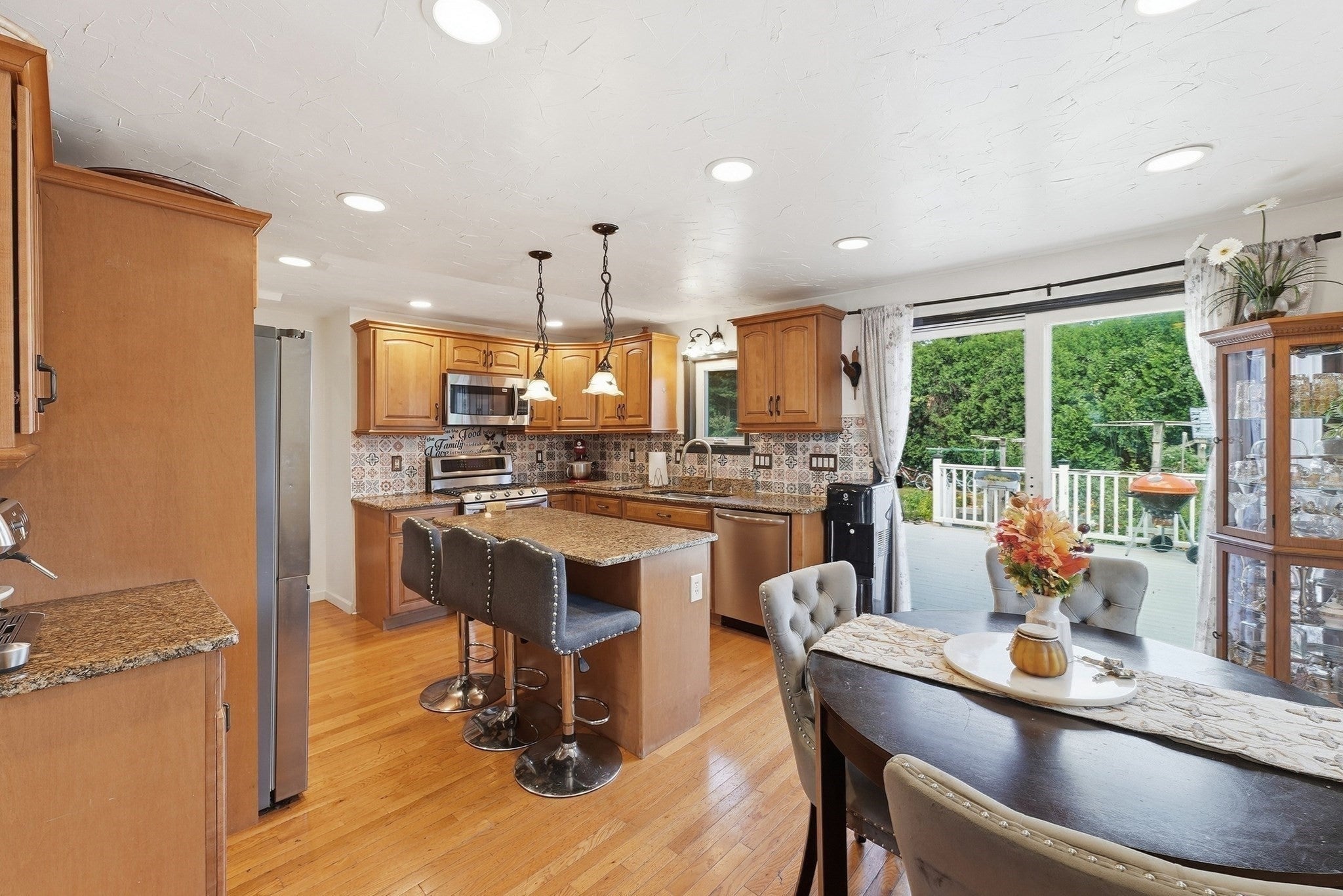 68 Alhambra Cir N Cir, Agawam, MA, 68 Alhambra Cir N Cir, Agawam, MA Photo #8