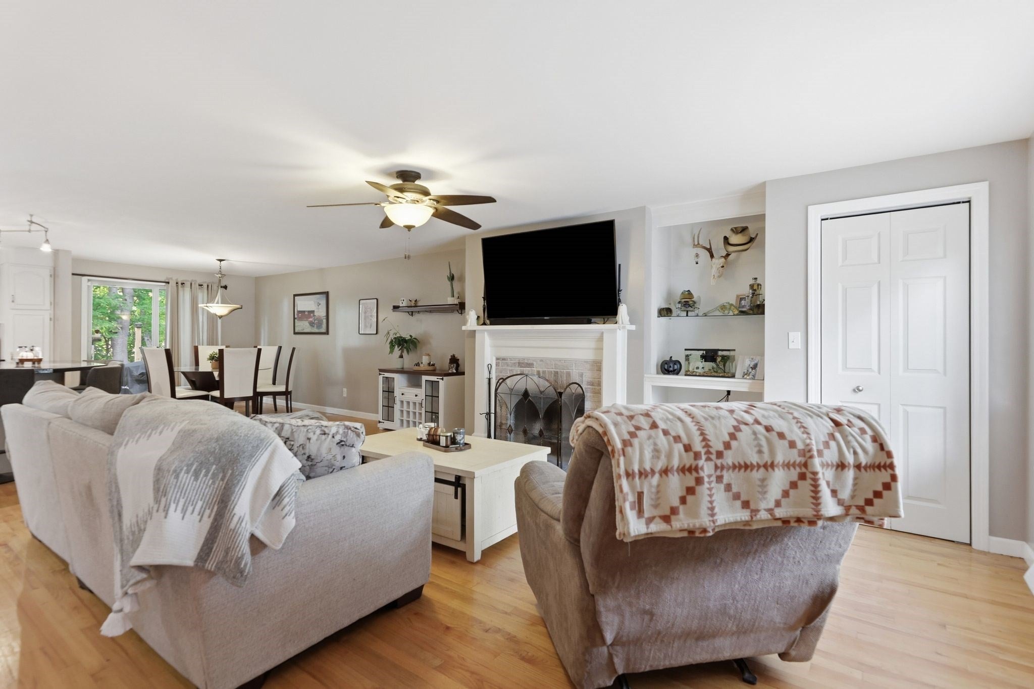 18 Mansion Woods Dr #C, Agawam, MA, 18 Mansion Woods Dr #C, Agawam, MA Photo #6