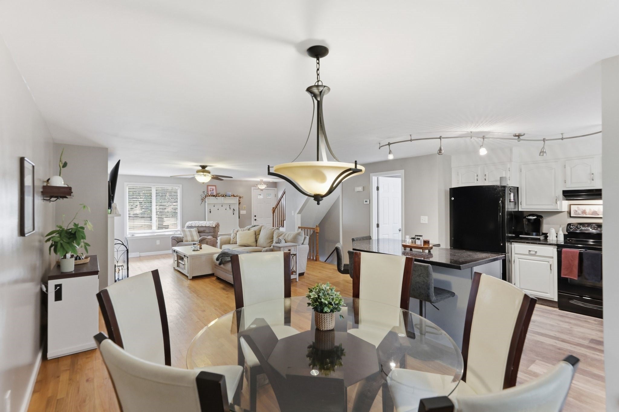 18 Mansion Woods Dr #C, Agawam, MA, 18 Mansion Woods Dr #C, Agawam, MA Photo #10