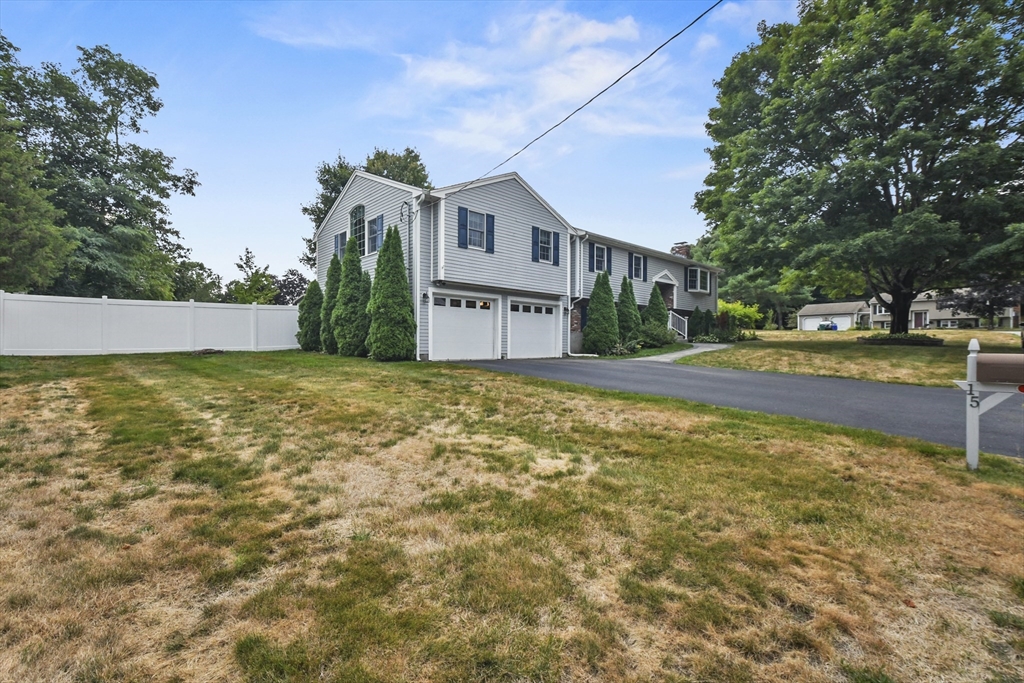 15 Sheridan Circle