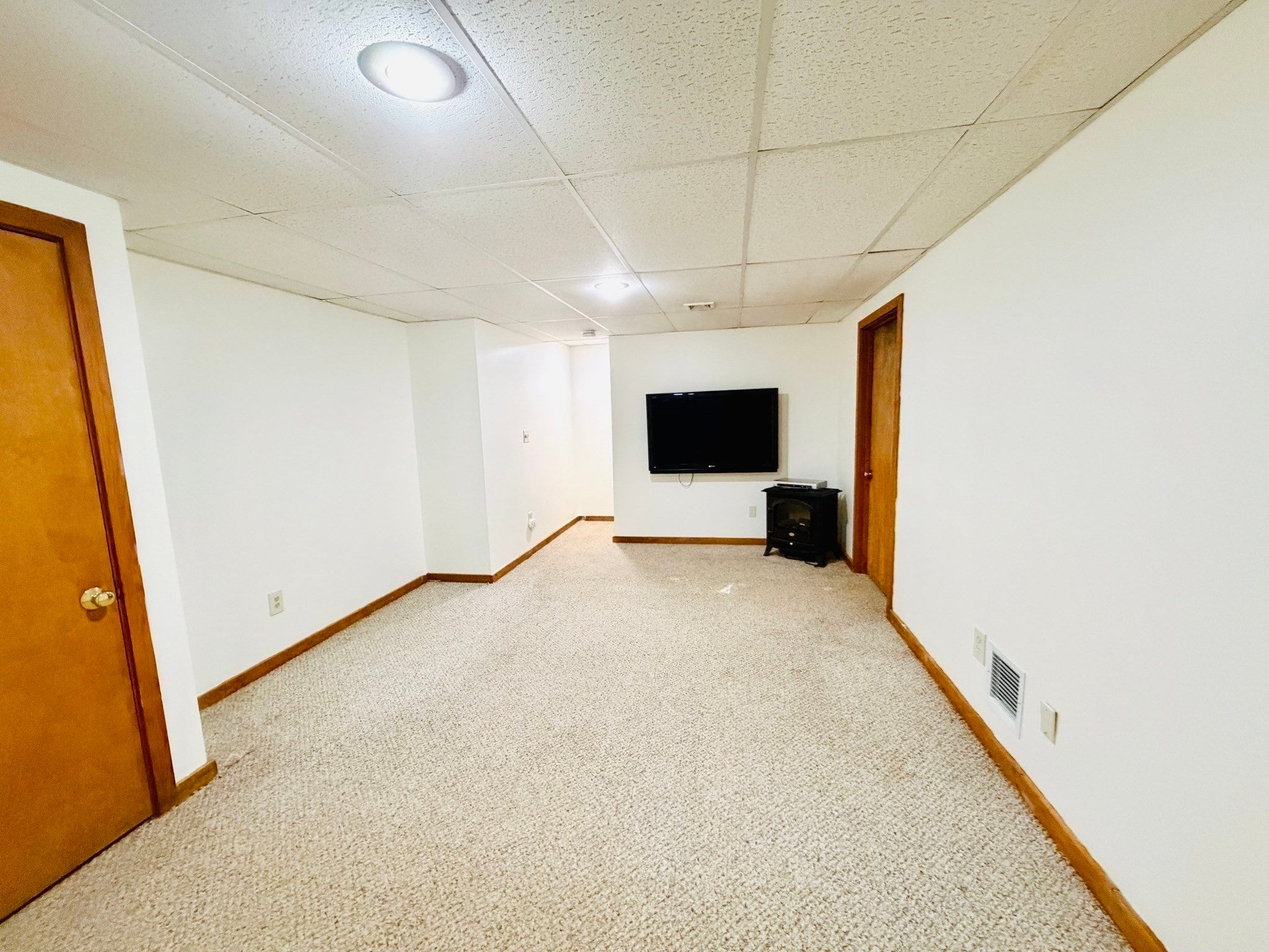133 Cottonwood Ln, Agawam, MA Photo #32