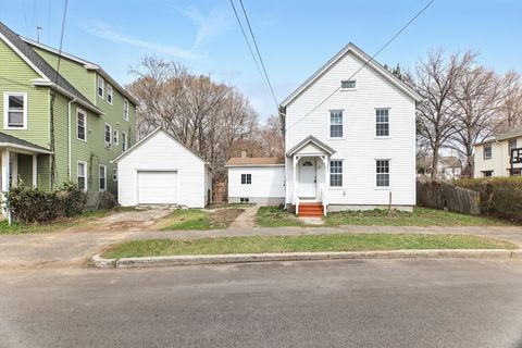 86 White St Westfield MA 01085