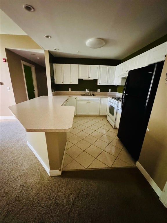 614 Pond St 1101