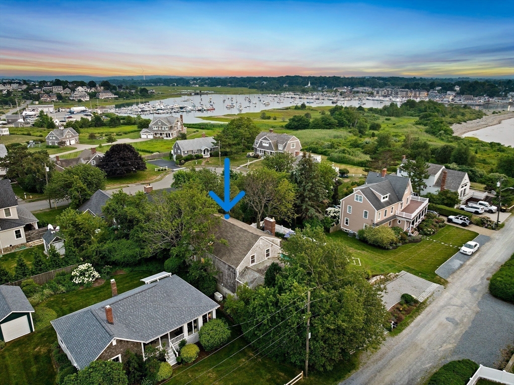 11 Sunset Rd
