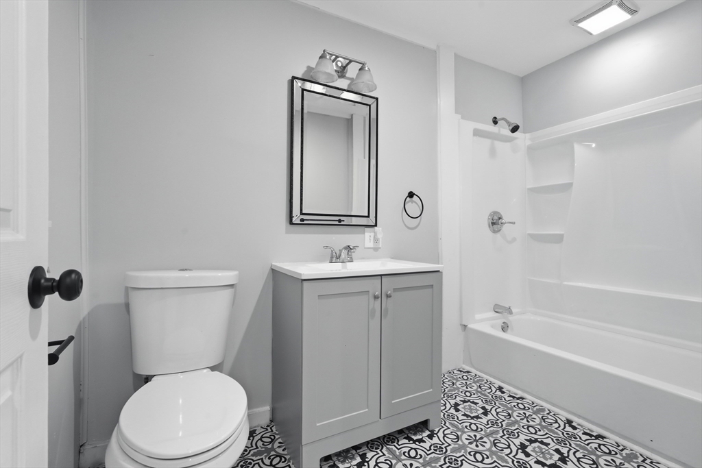 53 Orchard St, Pittsfield, MA, 53 Orchard St, Pittsfield, MA Photo #4