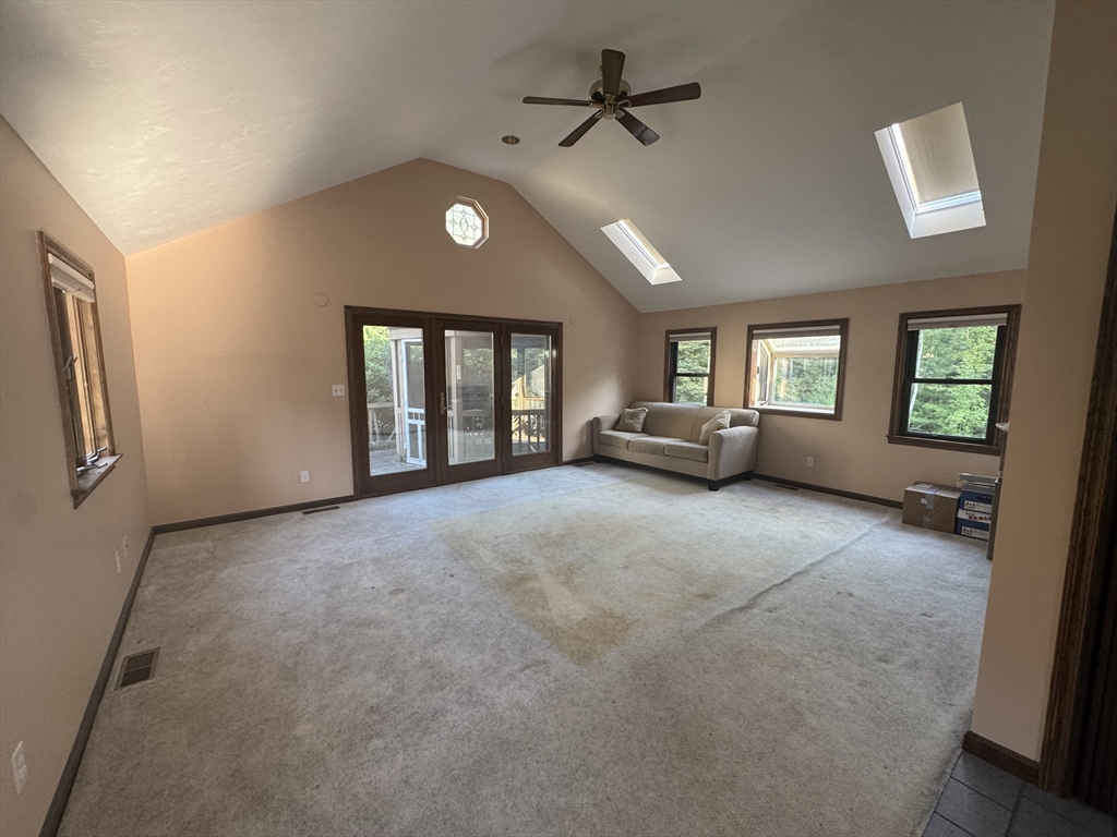 6 Ambler Court