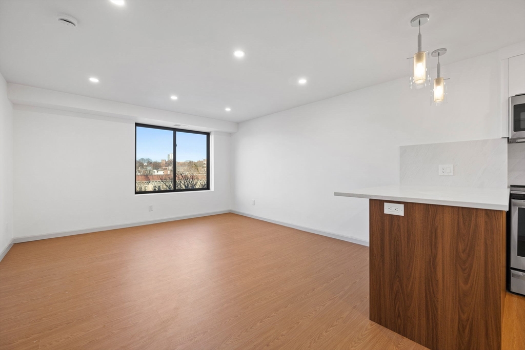 1243 Beacon Street 5A