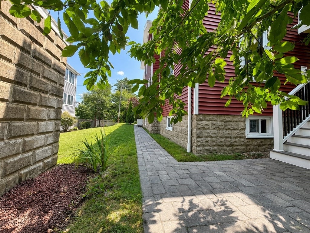 27 Woodleigh Rd