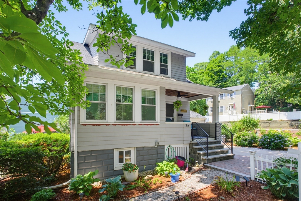 26 Grover Rd