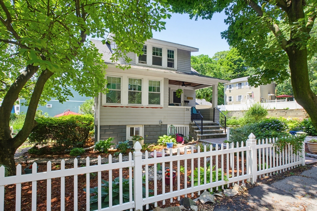 26 Grover Rd