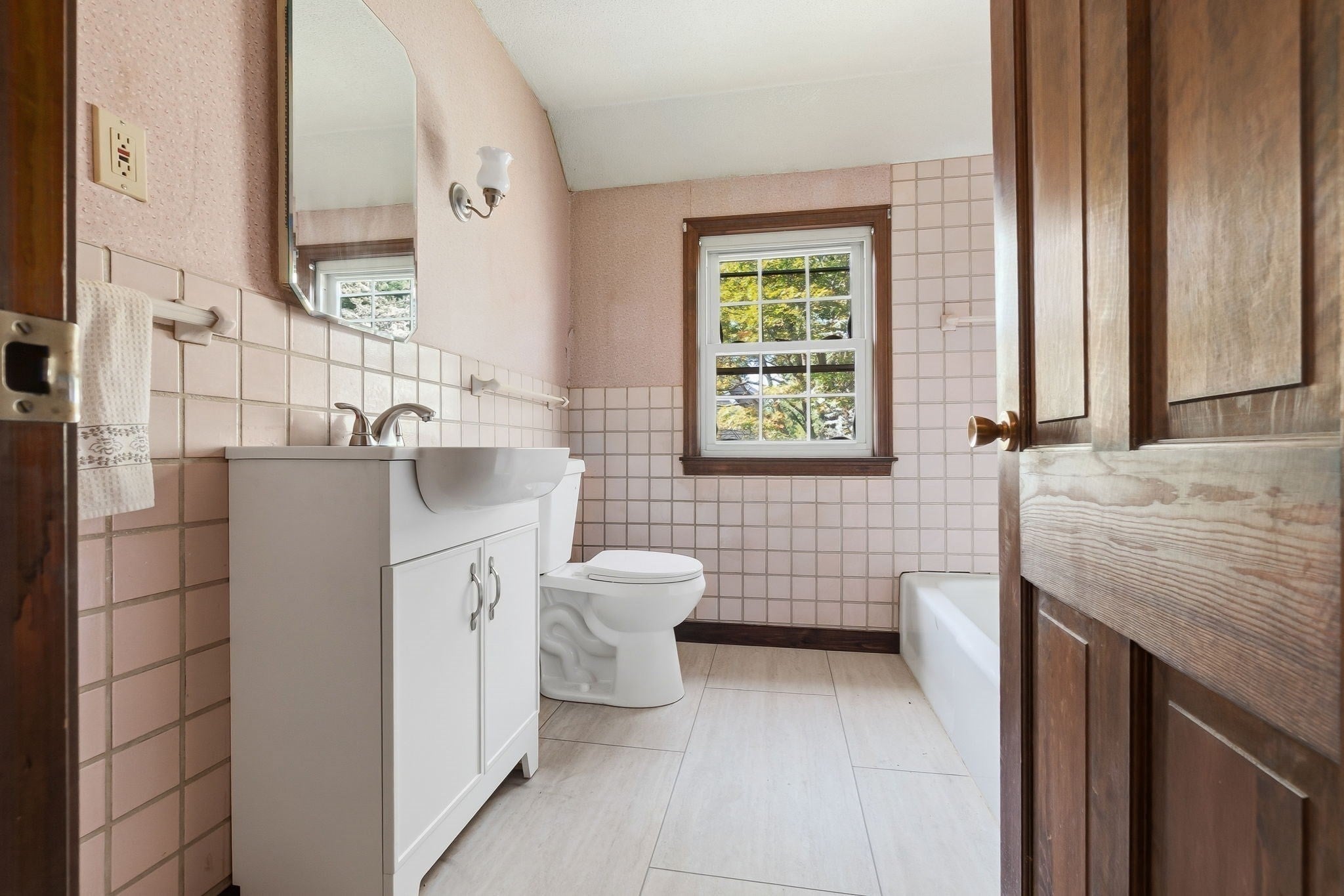 250 E. Lothrop Street, Beverly, MA, 250 E. Lothrop Street, Beverly, MA Photo #18