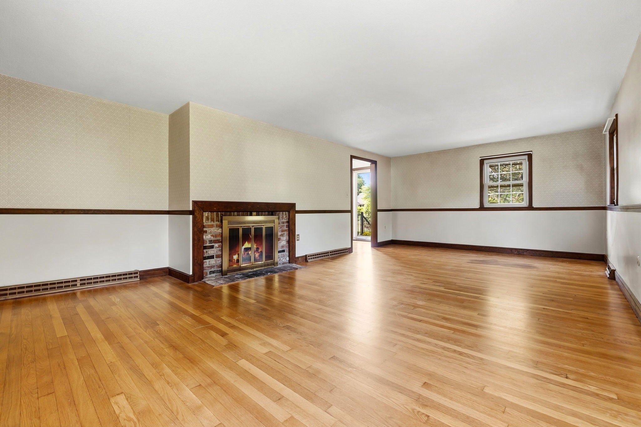 250 E. Lothrop Street, Beverly, MA, 250 E. Lothrop Street, Beverly, MA Photo #2
