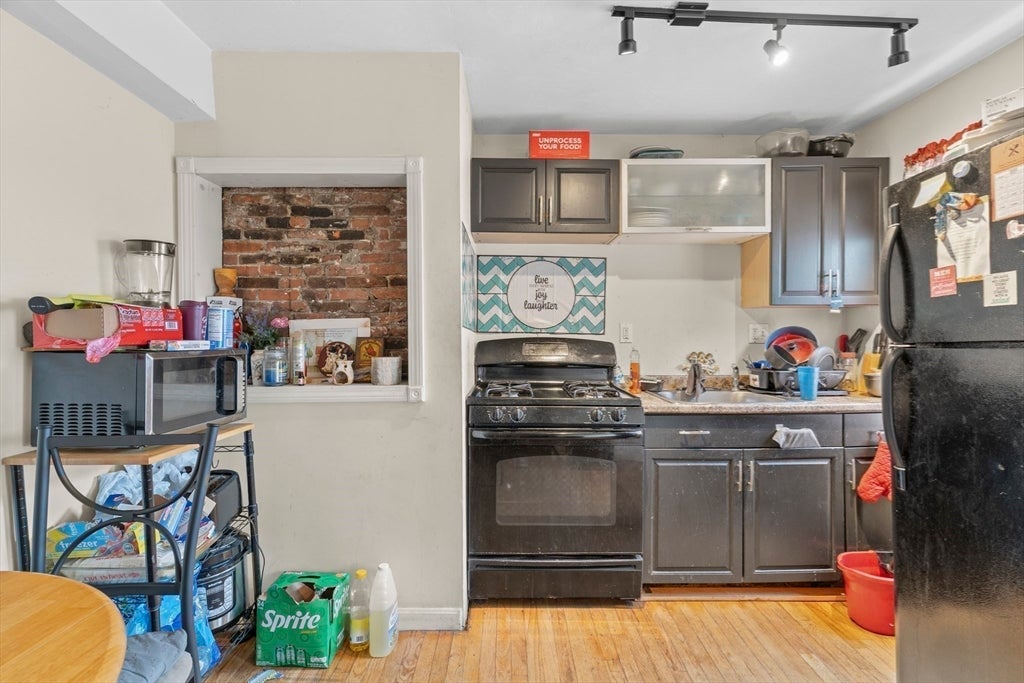 122 Winthrop St, Taunton, MA Photo #26