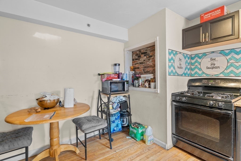 122 Winthrop St, Taunton, MA Photo #27
