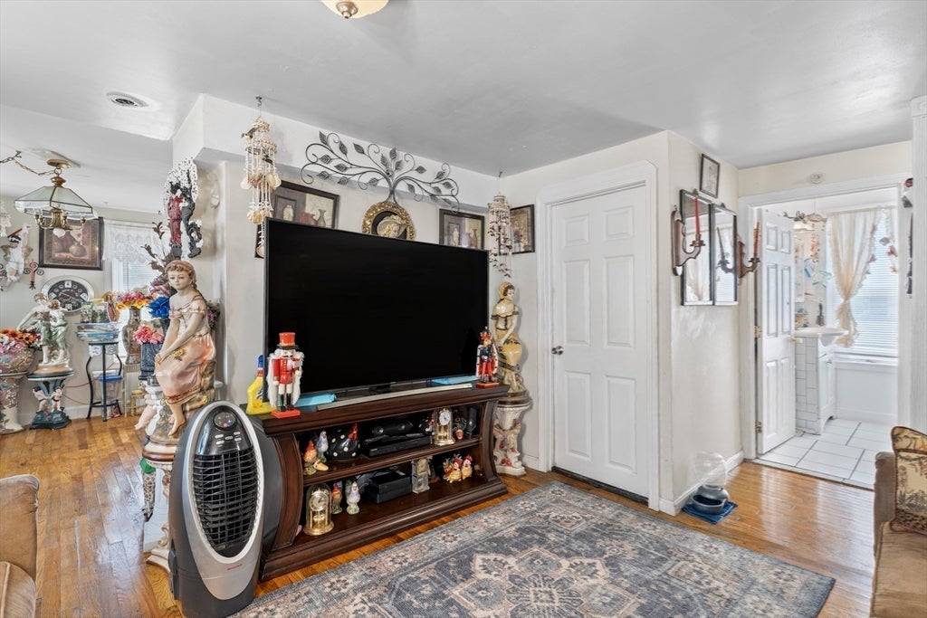 122 Winthrop St, Taunton, MA Photo #19
