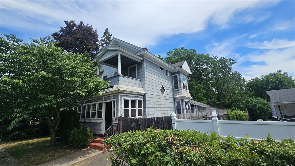 179 Oak
