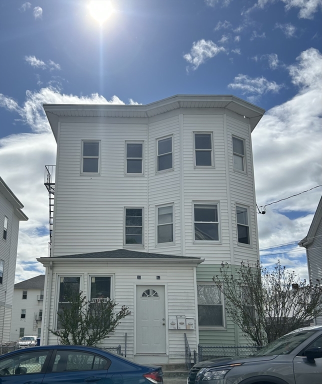 38 Larch St 2