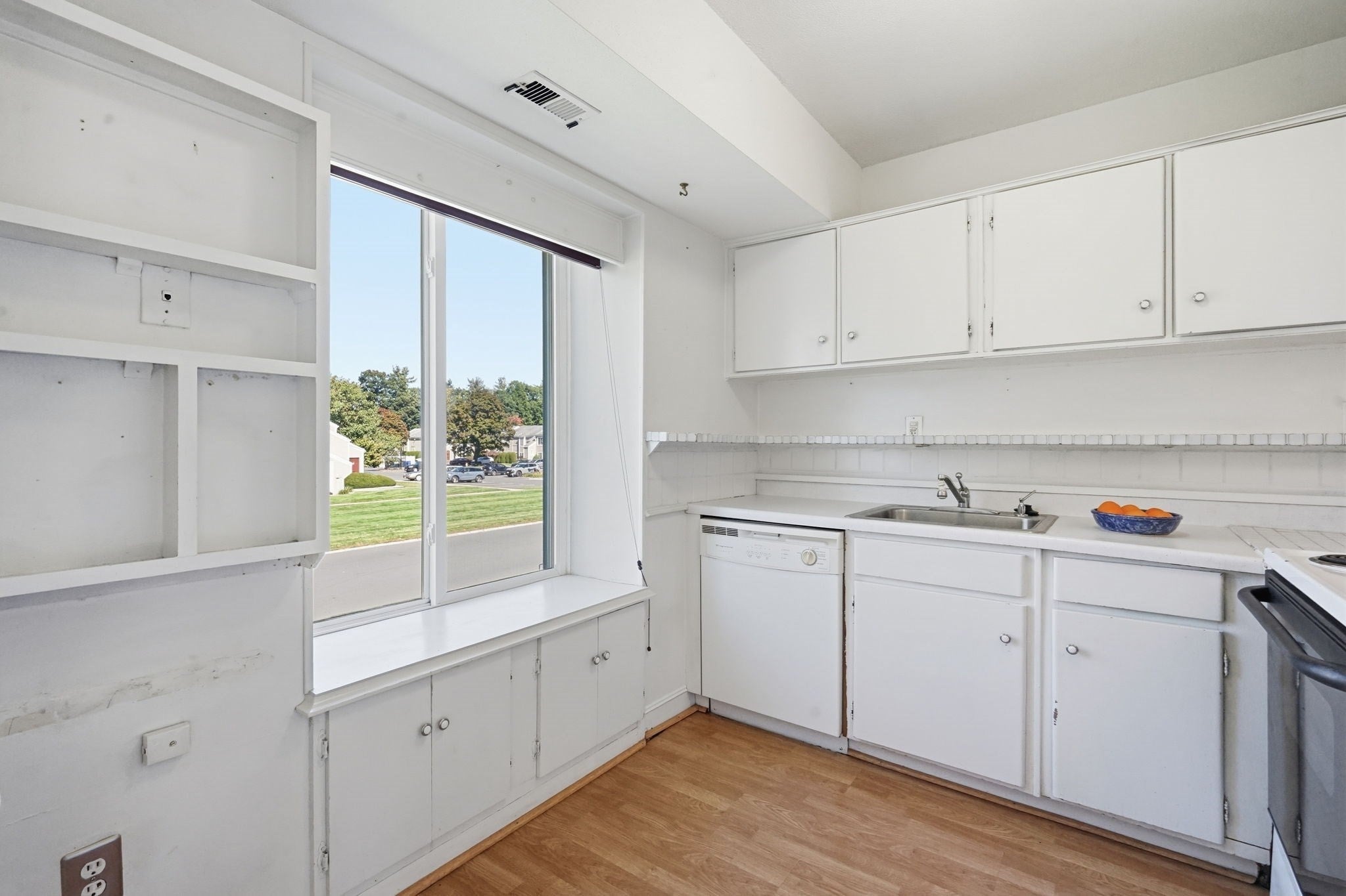 91 Nassau Drive #91, Springfield, MA, 91 Nassau Drive #91, Springfield, MA Photo #17