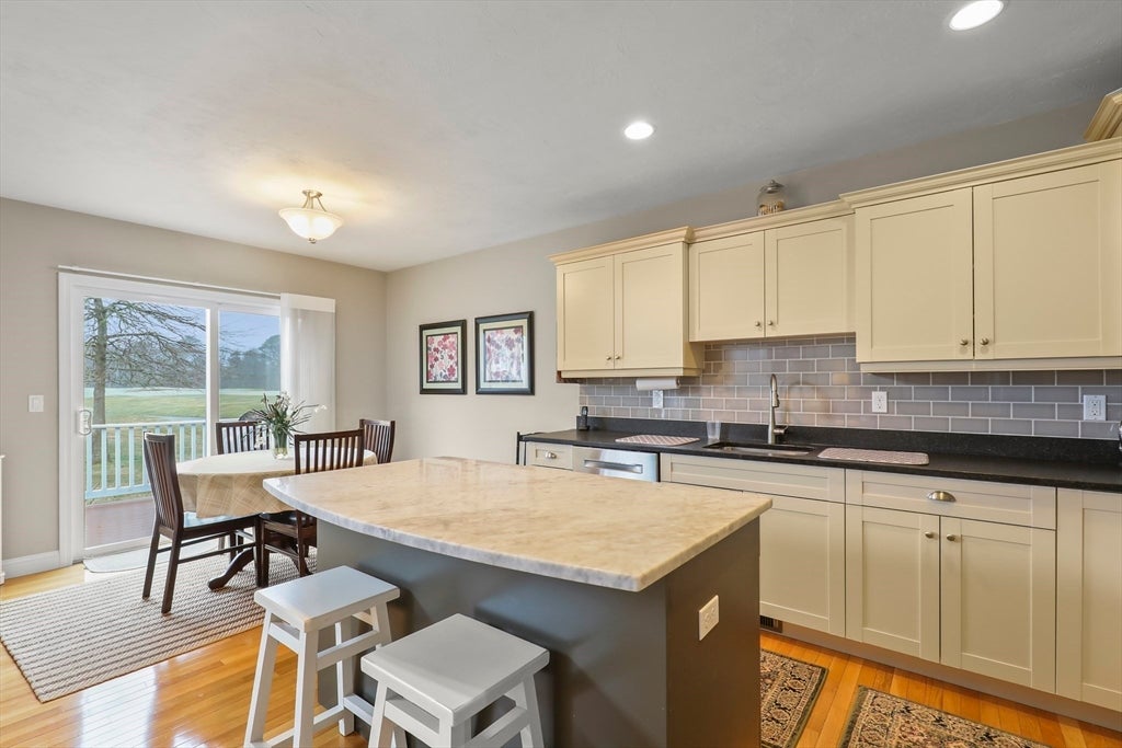 2 Amberwood Ct 2