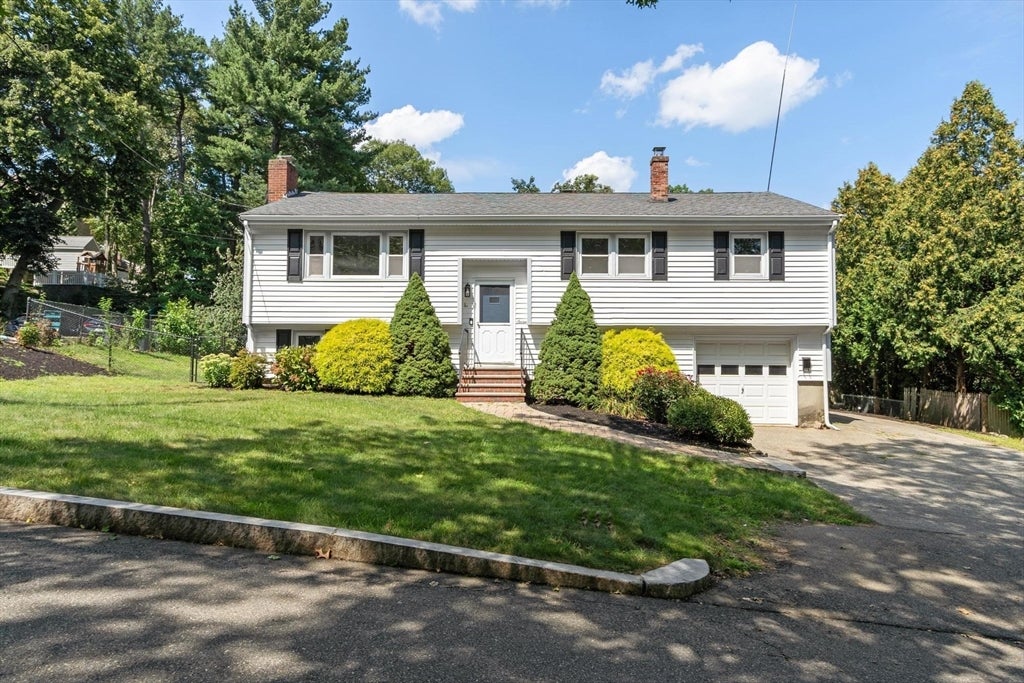 Photo of 7 Locust Street, Reading, MA