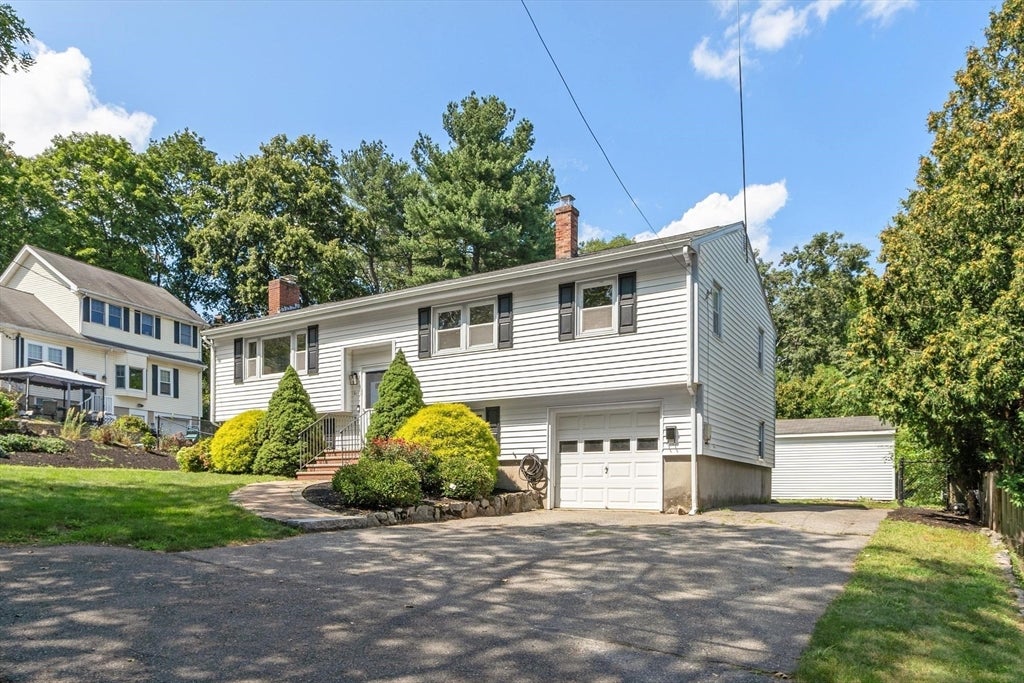 7 Locust Street, Reading, MA, 7 Locust Street, Reading, MA Photo #2