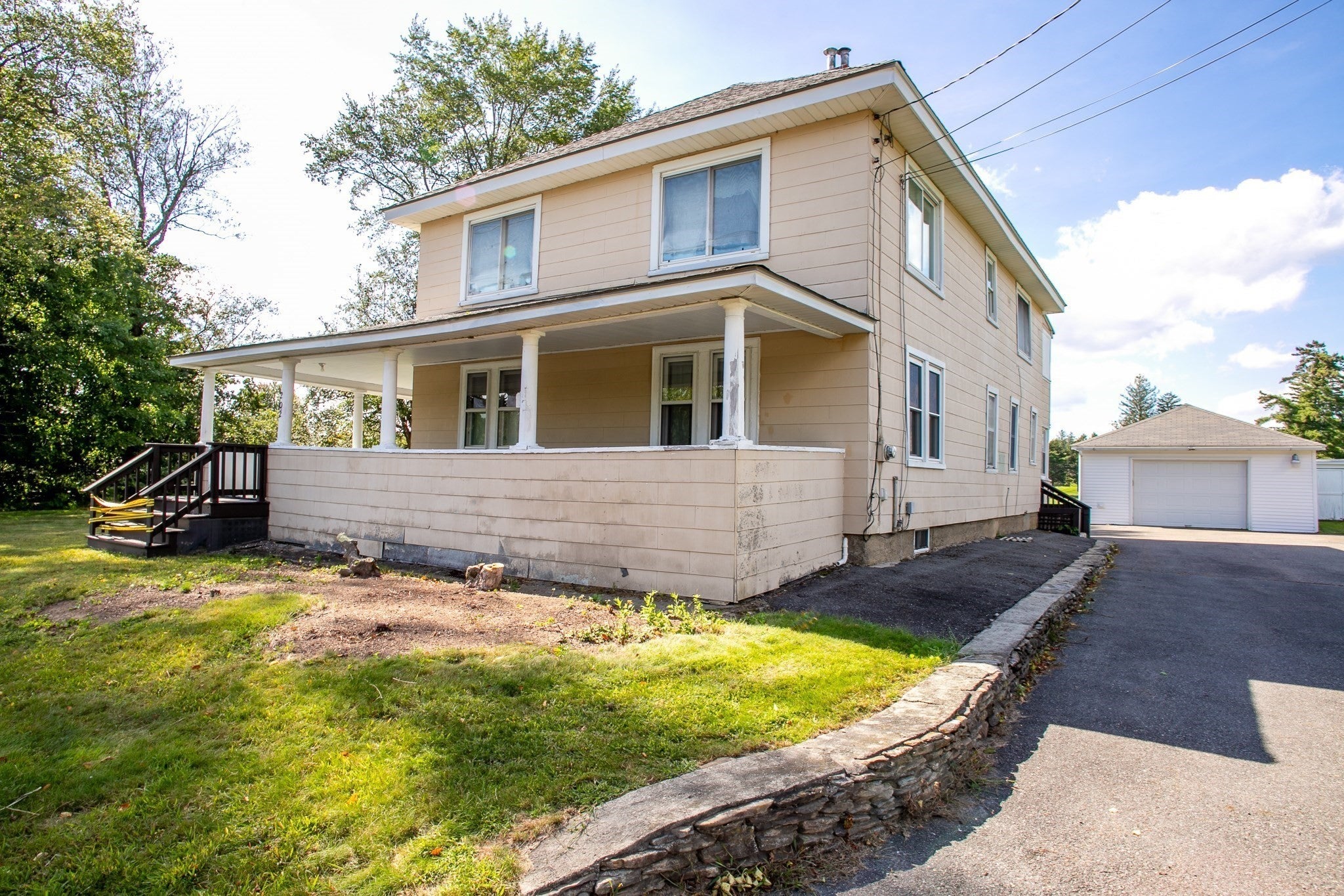202 Pierce St, Leominster, MA Photo #10