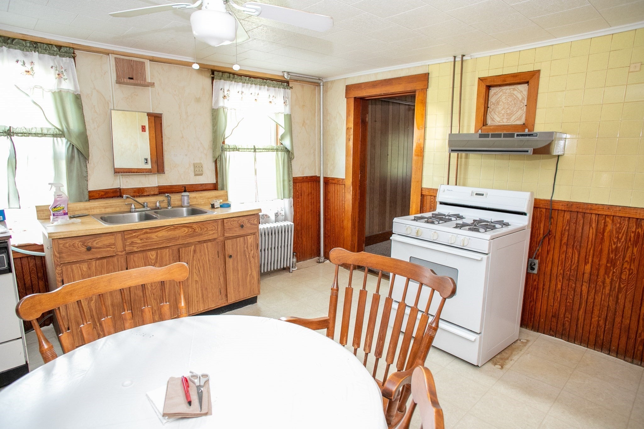 202 Pierce St, Leominster, MA Photo #20