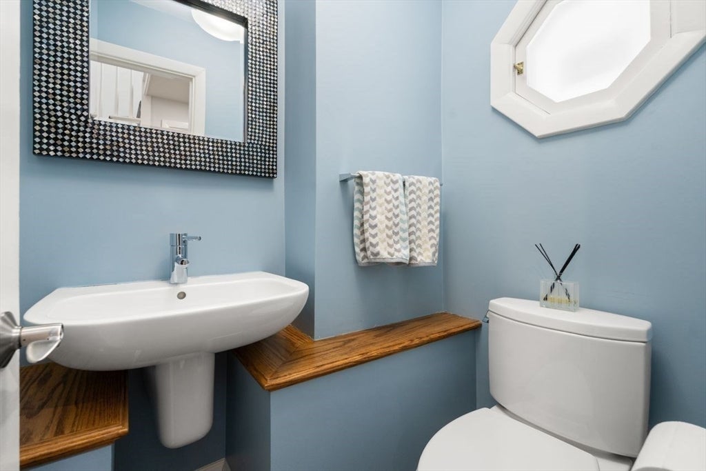 52 Clinton Road, Brookline, MA, 52 Clinton Road, Brookline, MA Photo #14