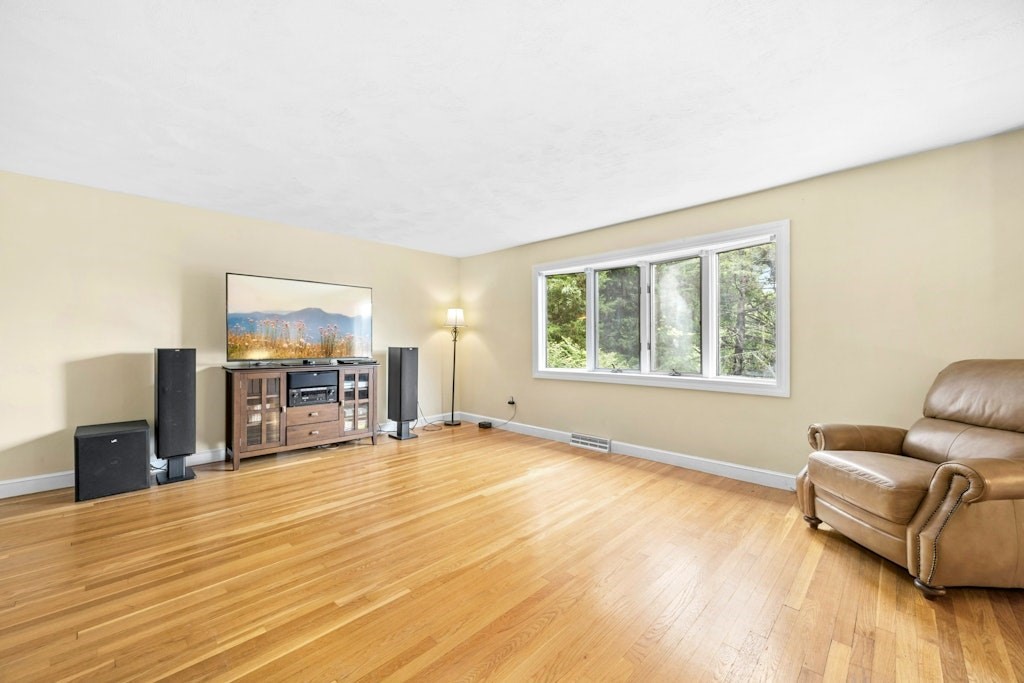 52 Framingham Road
