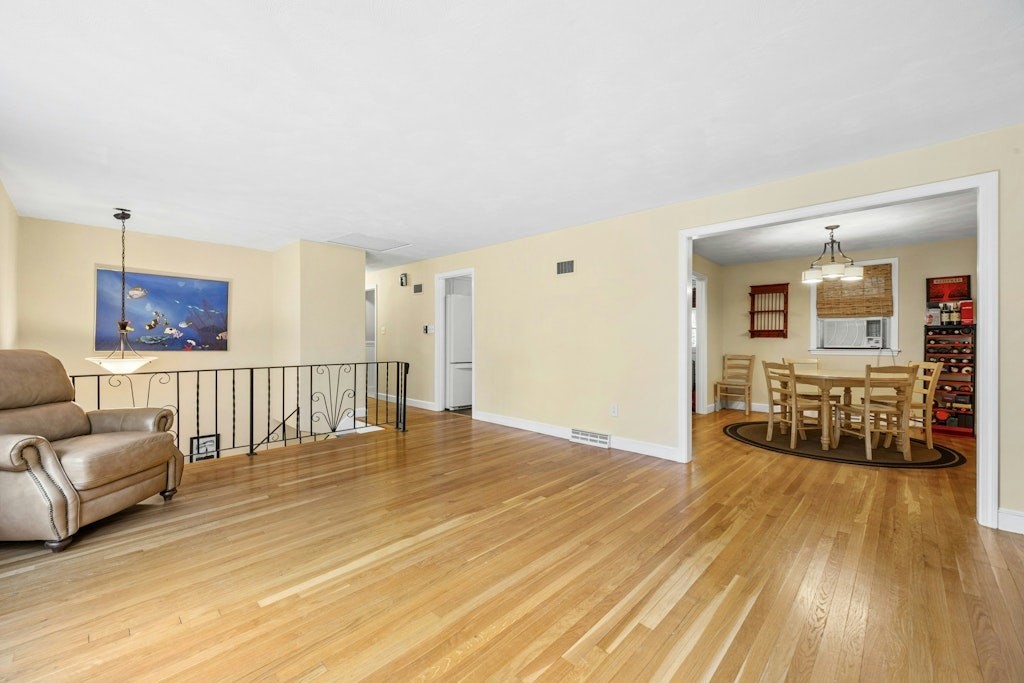 52 Framingham Road