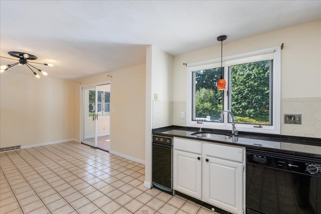 14 Jefferey Ln #14, Haverhill, MA Photo #5