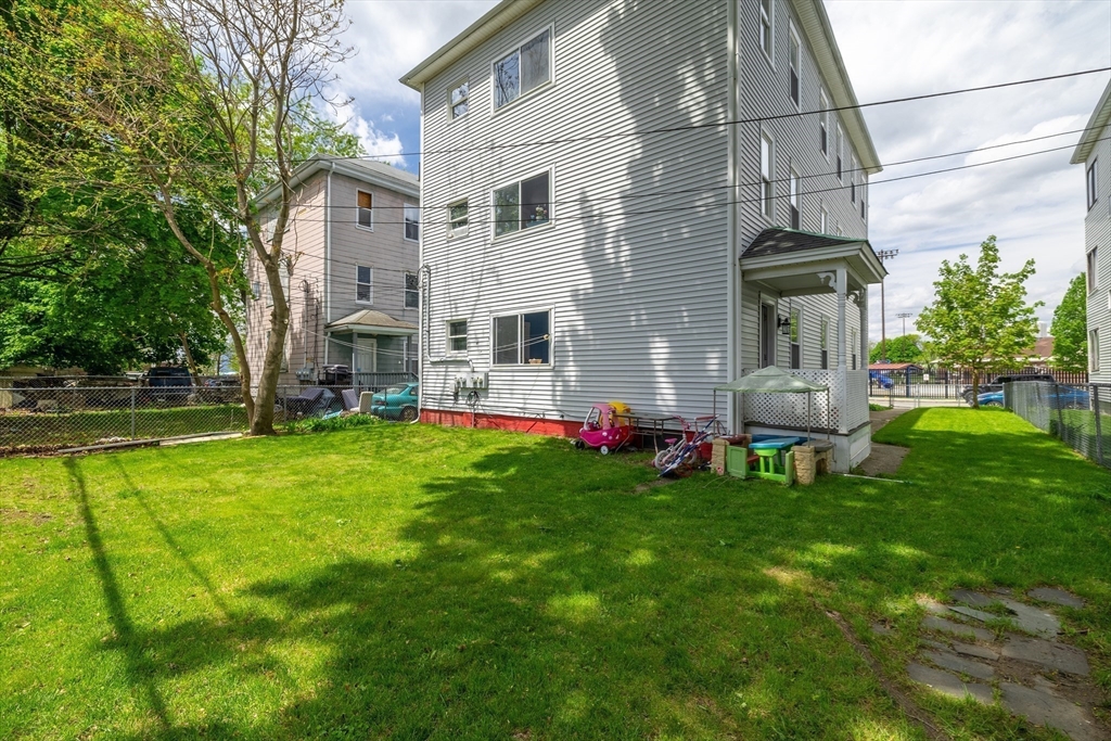 25 Canton Street
