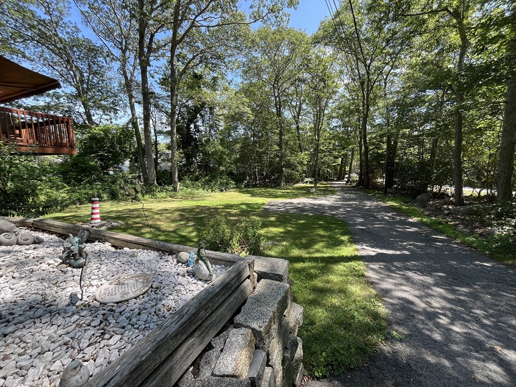 160 Thatcher Rd
