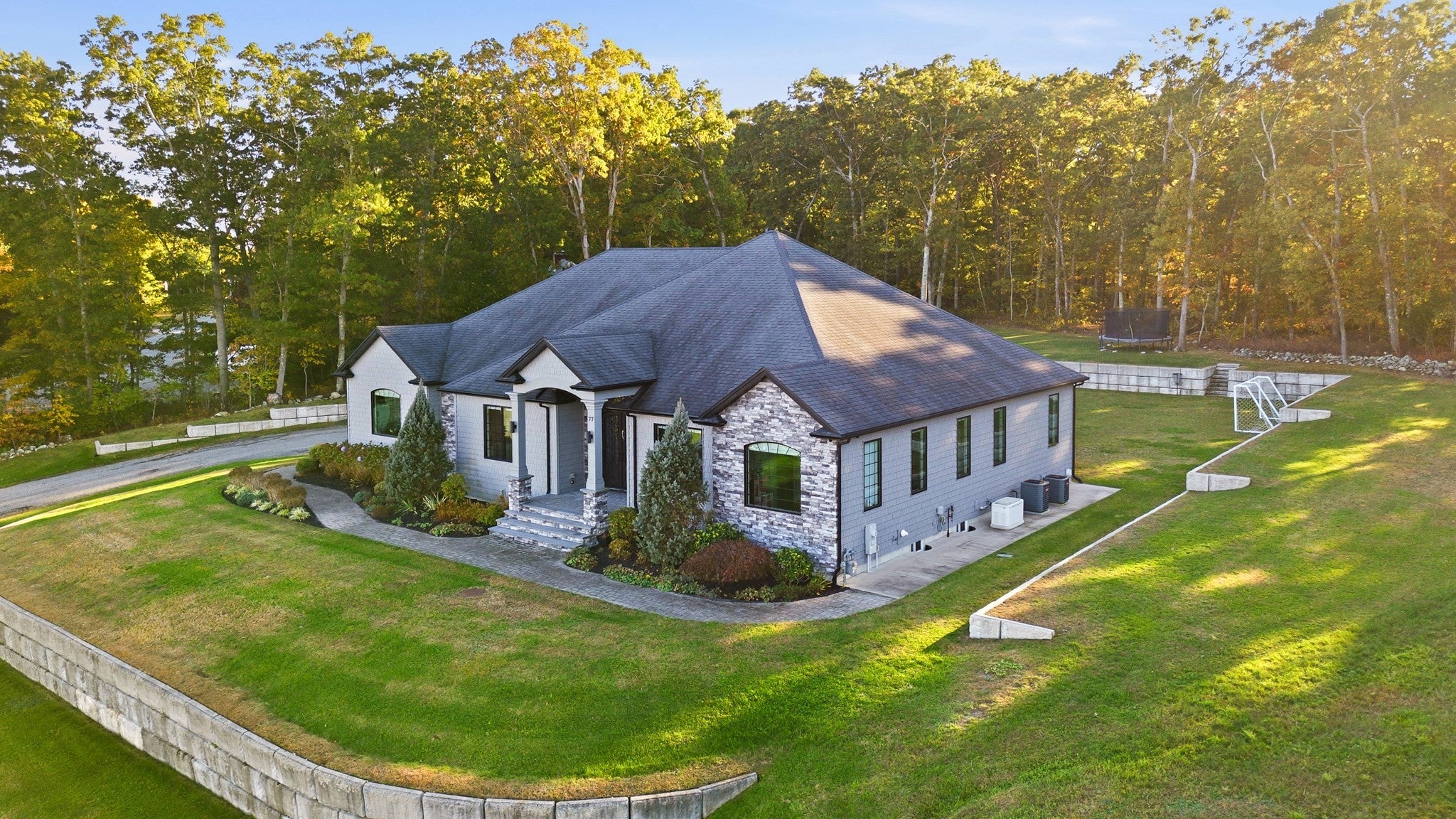 Photo of 77 Kendra Cir, Swansea, MA
