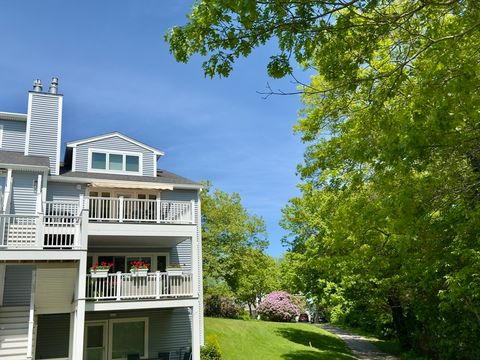 92 Cliffside Dr White Cliff Plymouth MA 02360