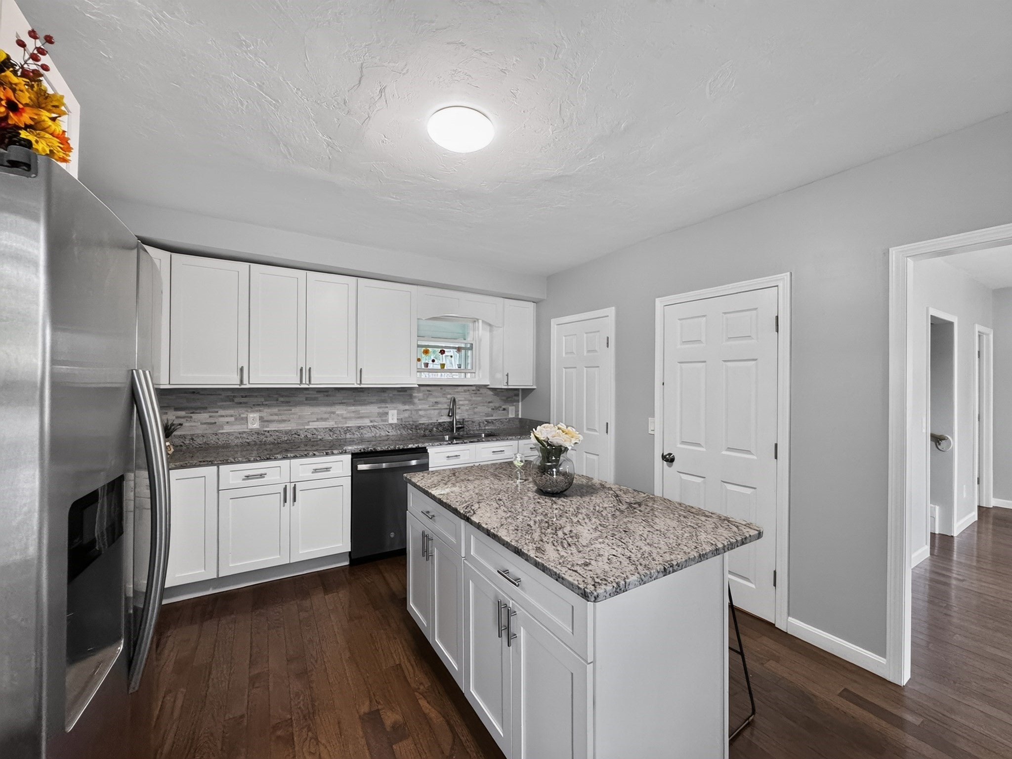 660 Pleasant St, Leicester, MA, 660 Pleasant St, Leicester, MA Photo #6