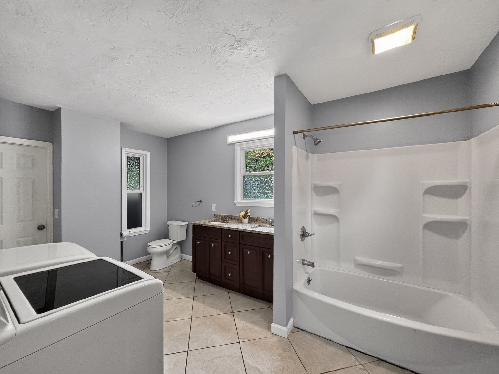 660 Pleasant St, Leicester, MA, 660 Pleasant St, Leicester, MA Photo #18