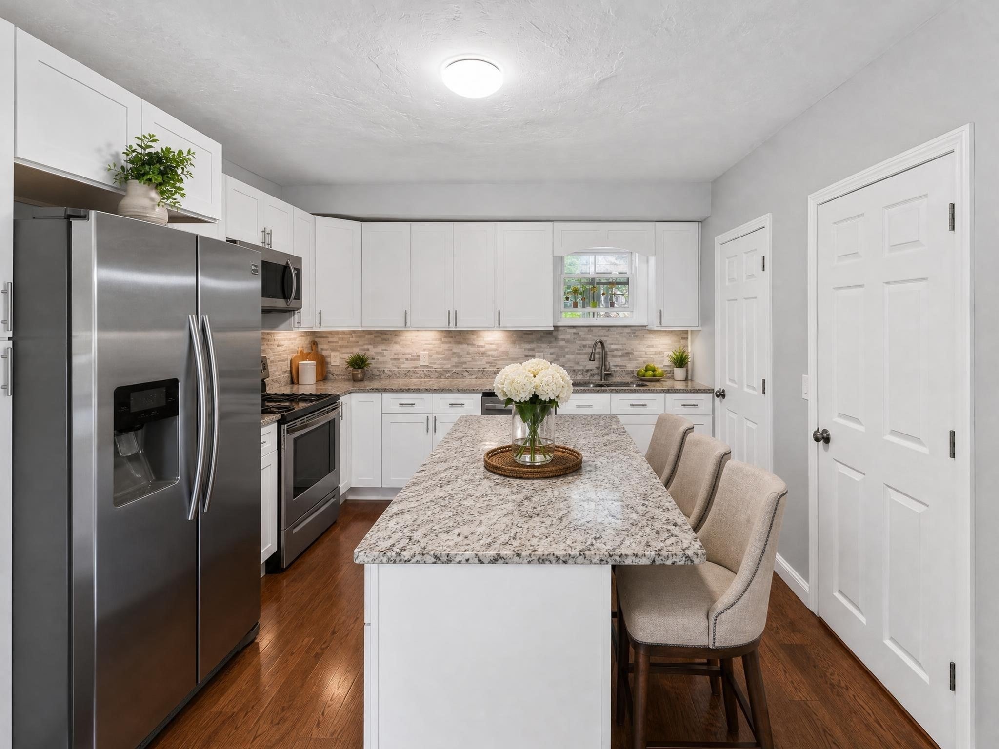 660 Pleasant St, Leicester, MA, 660 Pleasant St, Leicester, MA Photo #3