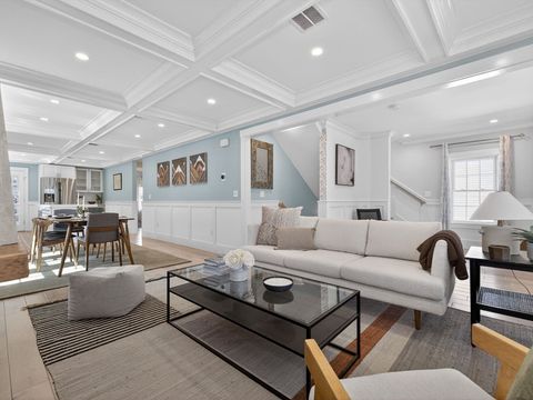 57 Farragut Ave 2 Somerville MA 02144