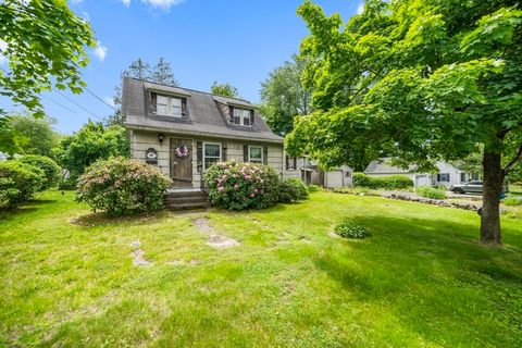 Photo of 131 Lincoln RD, Longmeadow, MA 01116 (MLS # 73527225)