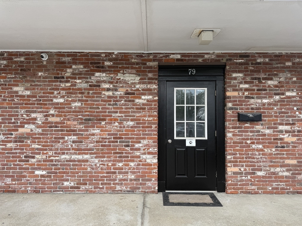 79 Reservoir Street E, F