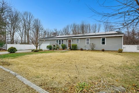 252 Pleasantdale Rd Rutland MA 01543